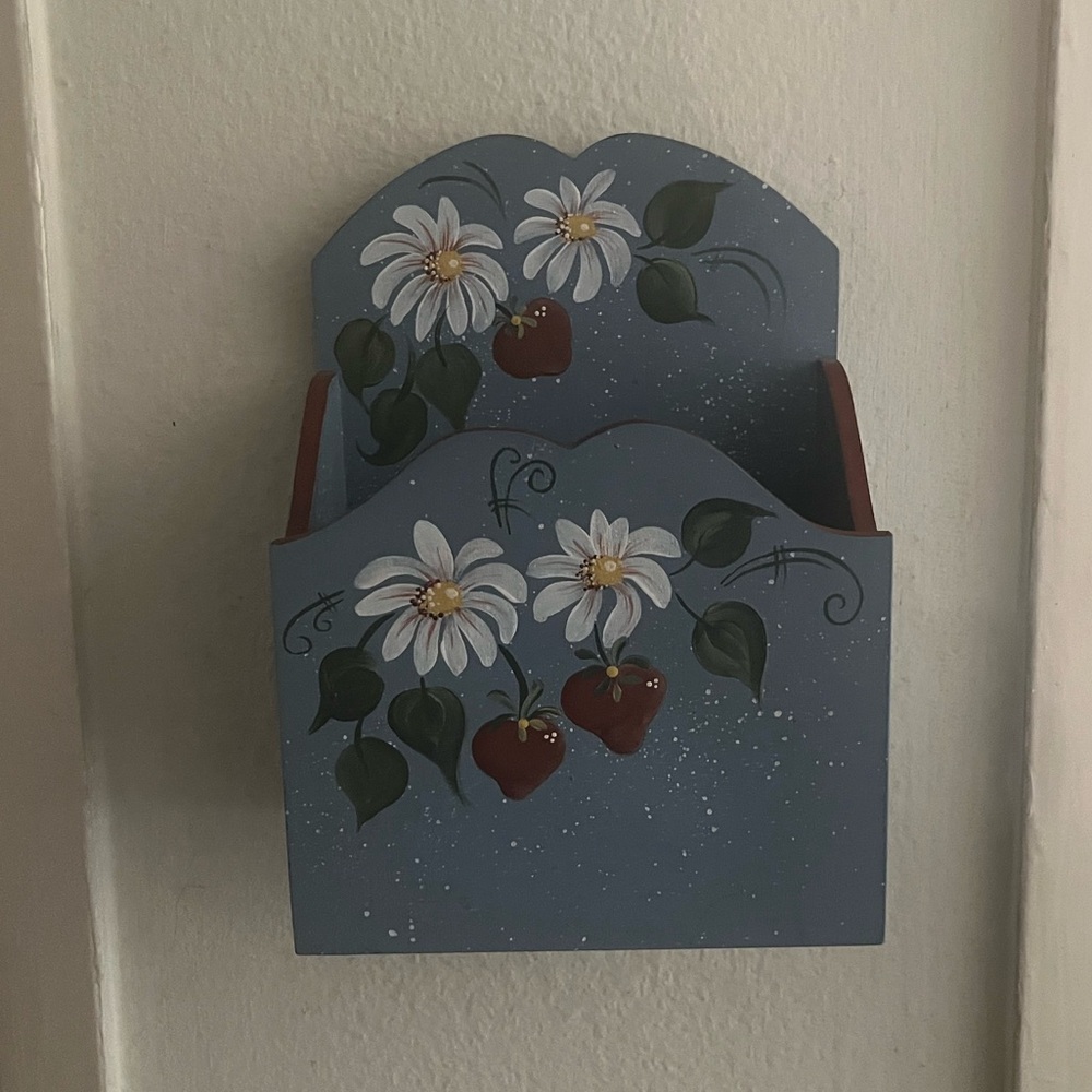 Vintage Floral Wall Organizer with Daisies and Strawberries
